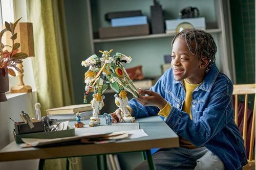Конструктор LEGO&reg; NINJAGO&reg; Робот-титан Ллойда до 15-річчя 71860 71860